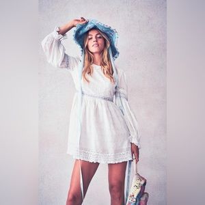 LoveShackFancy
Georgetta Floral-Patterned Cotton Bucket Hat